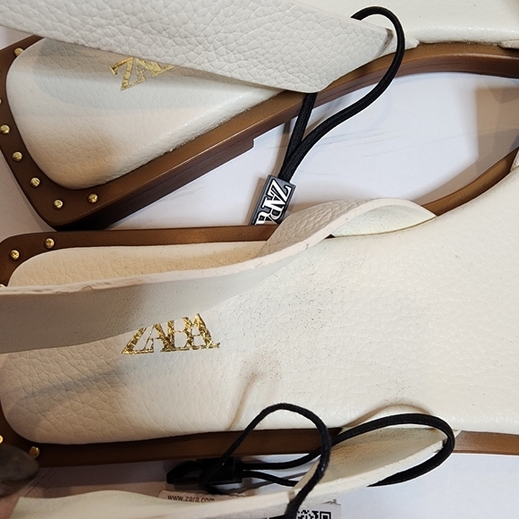 NWT Zara Flat White Leather Slider Sandals With Heel Strap Size EU 38 Stud Detai - Picture 5 of 16